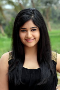 Actress Poonam Bajwa Images For Fb Share